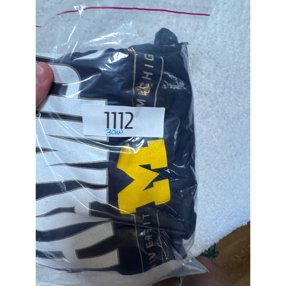 Nike Jordan Michigan Wolverines 2023 National Champions Tee Shirt Mens XL Navy - Picture 11 of 11